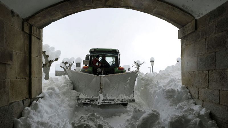 Nuevo temporal que mantiene a 39 provincias en alerta por viento y nieve