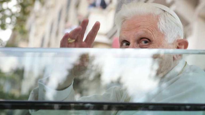 Telediario 1 - Telediario - 15 horas - 11/02/13