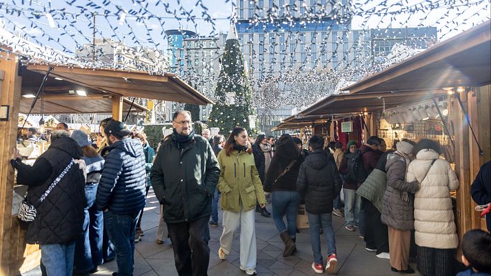 Telediario 1 - El 85% de los consumidores compara precios a través de Internet