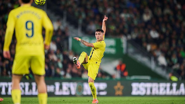Resúmenes de LaLiga - Elche CF - Villarreal CF: resumen del partido de la 18ª jornada de Liga | Primera
