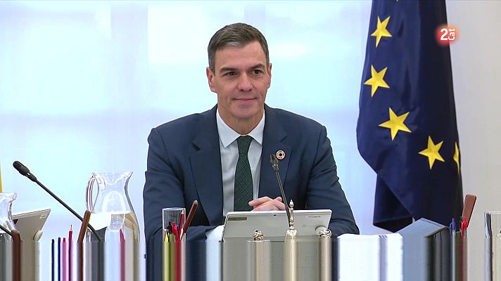 L'Informatiu - La Moncloa s'ofereix per trobar una solució pacífica i negociada