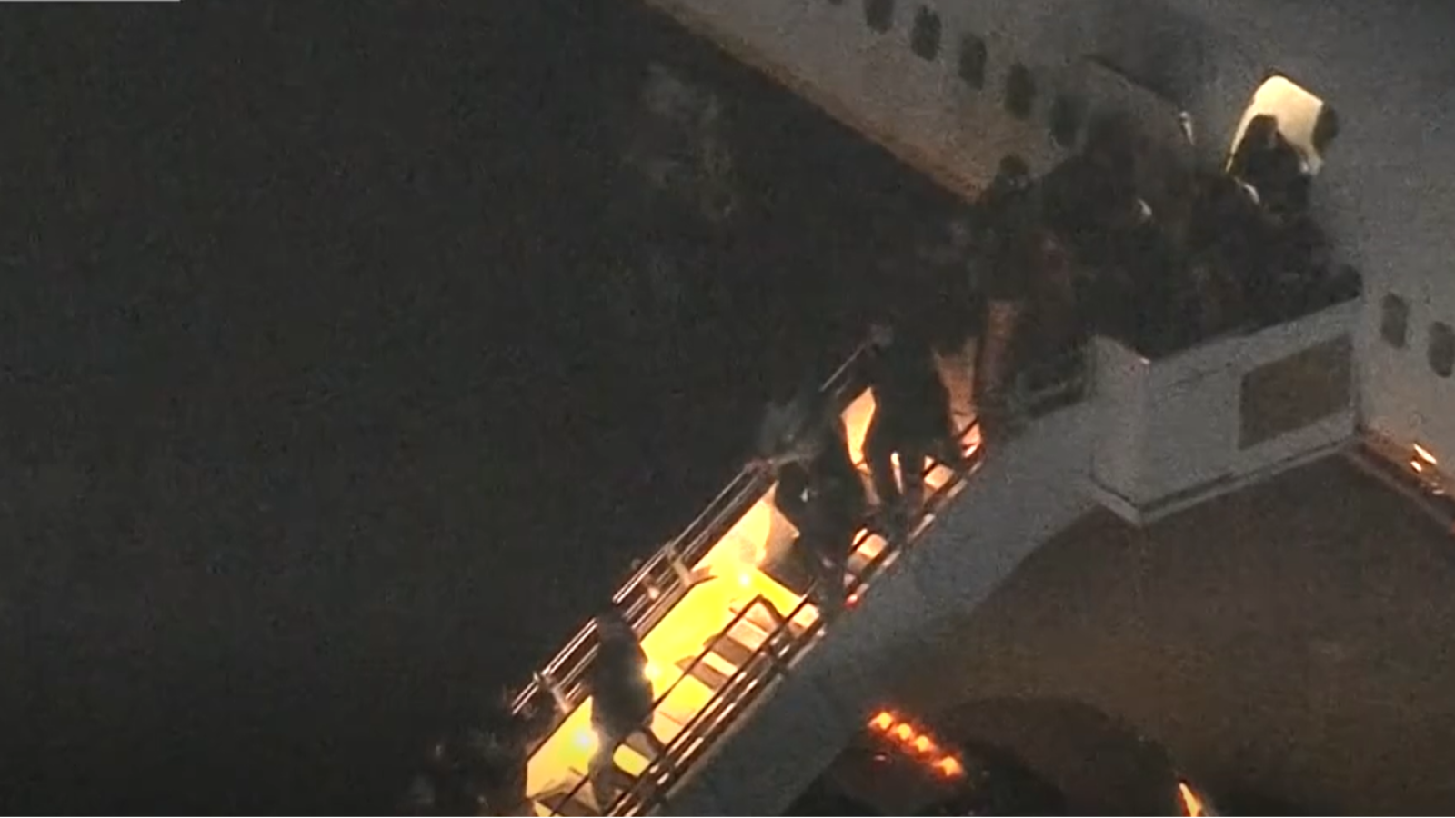 Maduro y su mujer llegan a Nueva York en un avión estadounidense - Telediario Fin de Semana | Ver