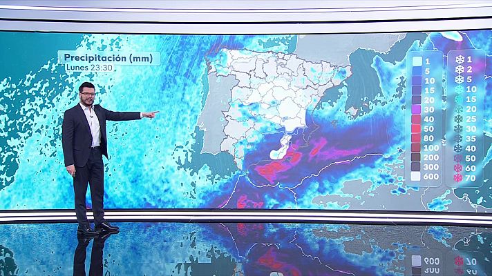 El tiempo - Precipitaciones en zonas del Estrecho y oeste de Alborán