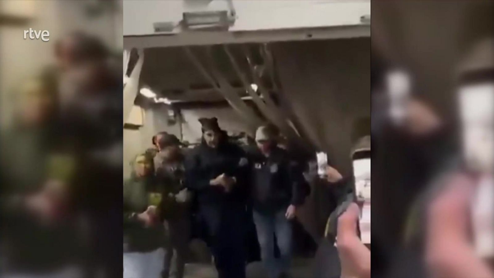 Telediario - 21 horas - 04/01/26 - Lengua de signos - Telediario en lengua de signos | Ver