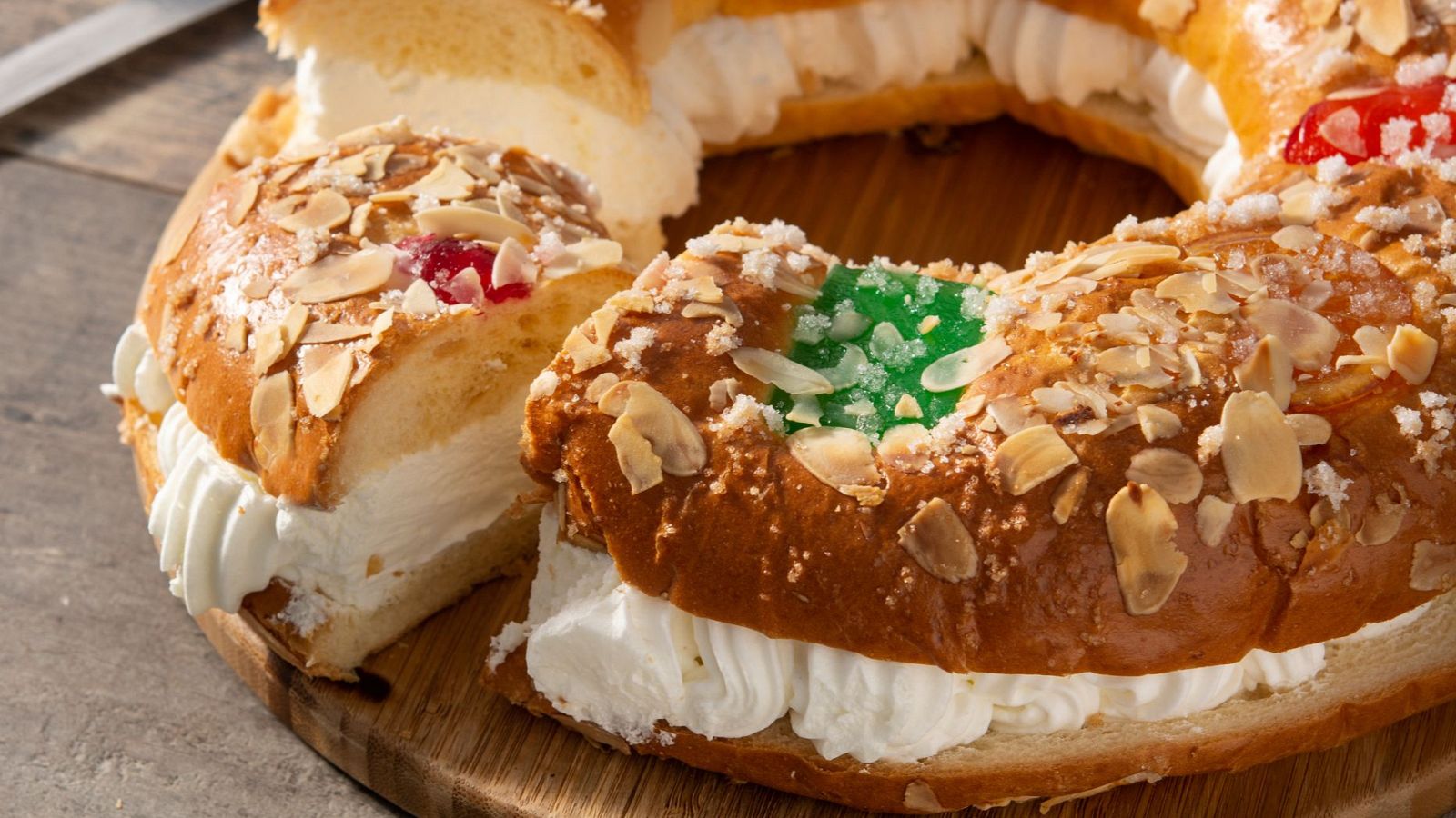 Casi la mitad de los roscones: de falsa nata - Mañaneros 360 | Ver