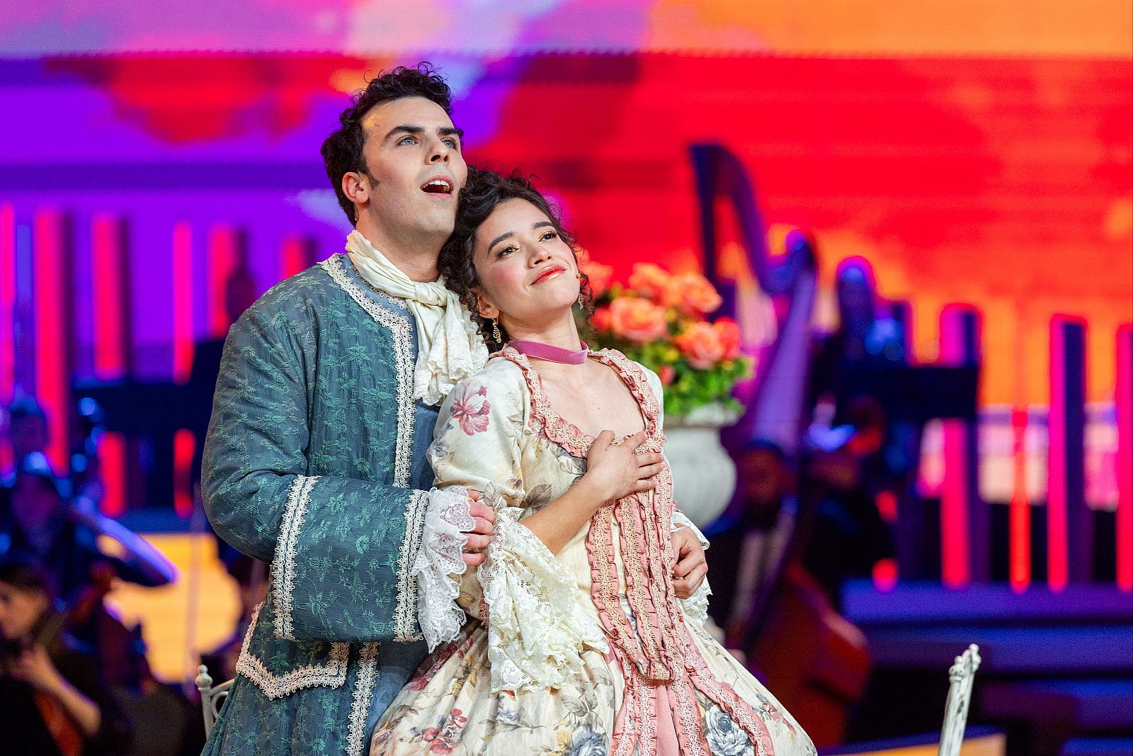 Esaú y Marina interpretan "Tornami a dir che m’ami" de Don Pasquale - Aria, locos por la ópera | Ver