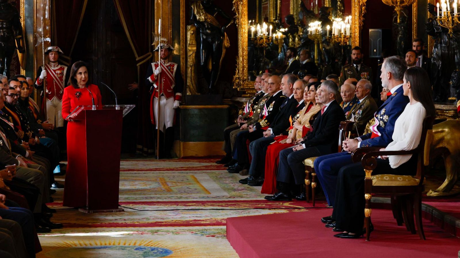 Robles insta a EE.UU. a no actuar fuera del orden jurídico internacional - Informativo 24h | Ver