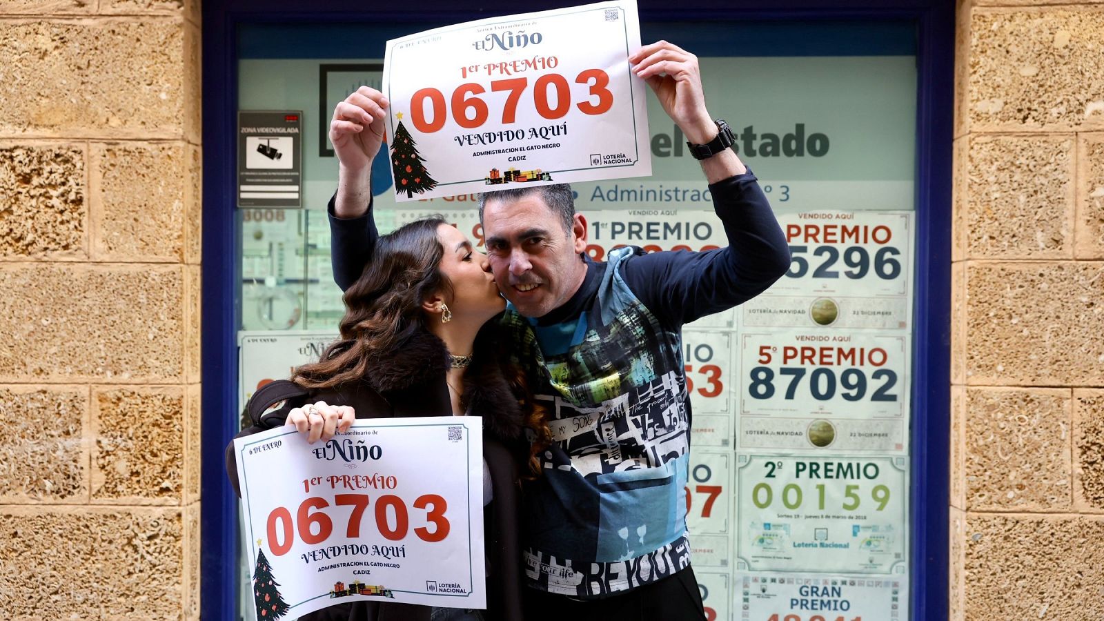 06.703, Primer Premio de la Lotería del Niño 2026 - Telediario 1 | Ver