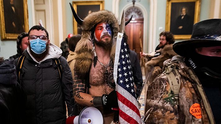 Telediario 1 - Se cumplen 5 años del asalto al Capitolio de EE.UU. por parte de seguidores de Trump