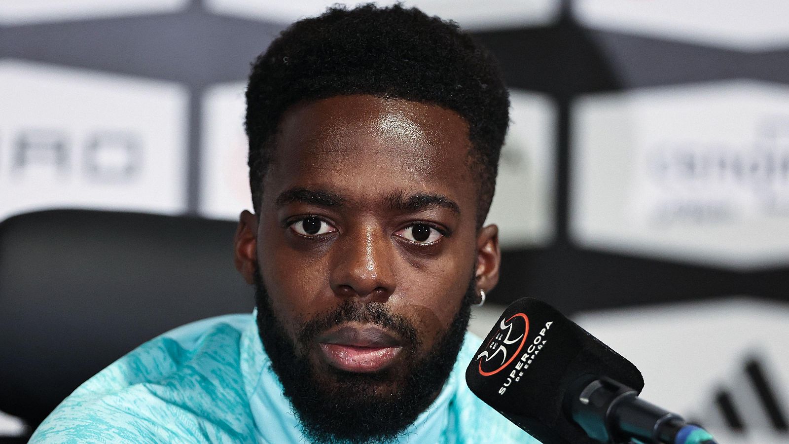 Iñaki Williams, sobre jugar la Supercopa en Arabia: "Sigue siendo una faena" | Ver