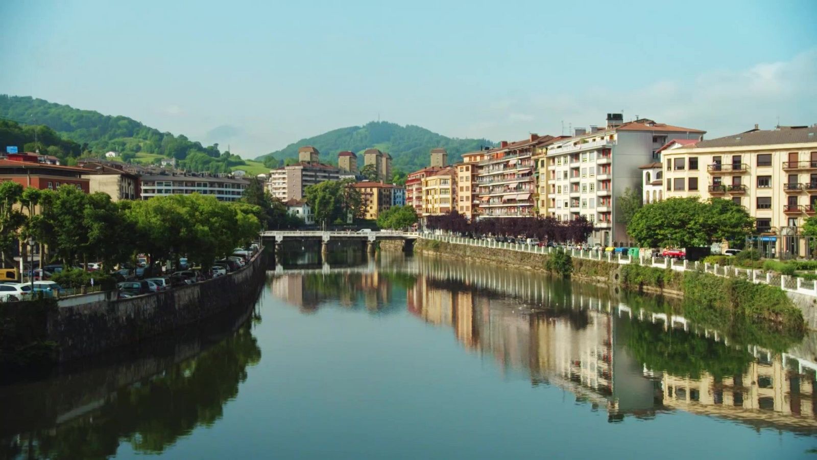 Eva Longoria, recorriendo España - País Vasco - Eva Longoria, recorriendo España | Ver