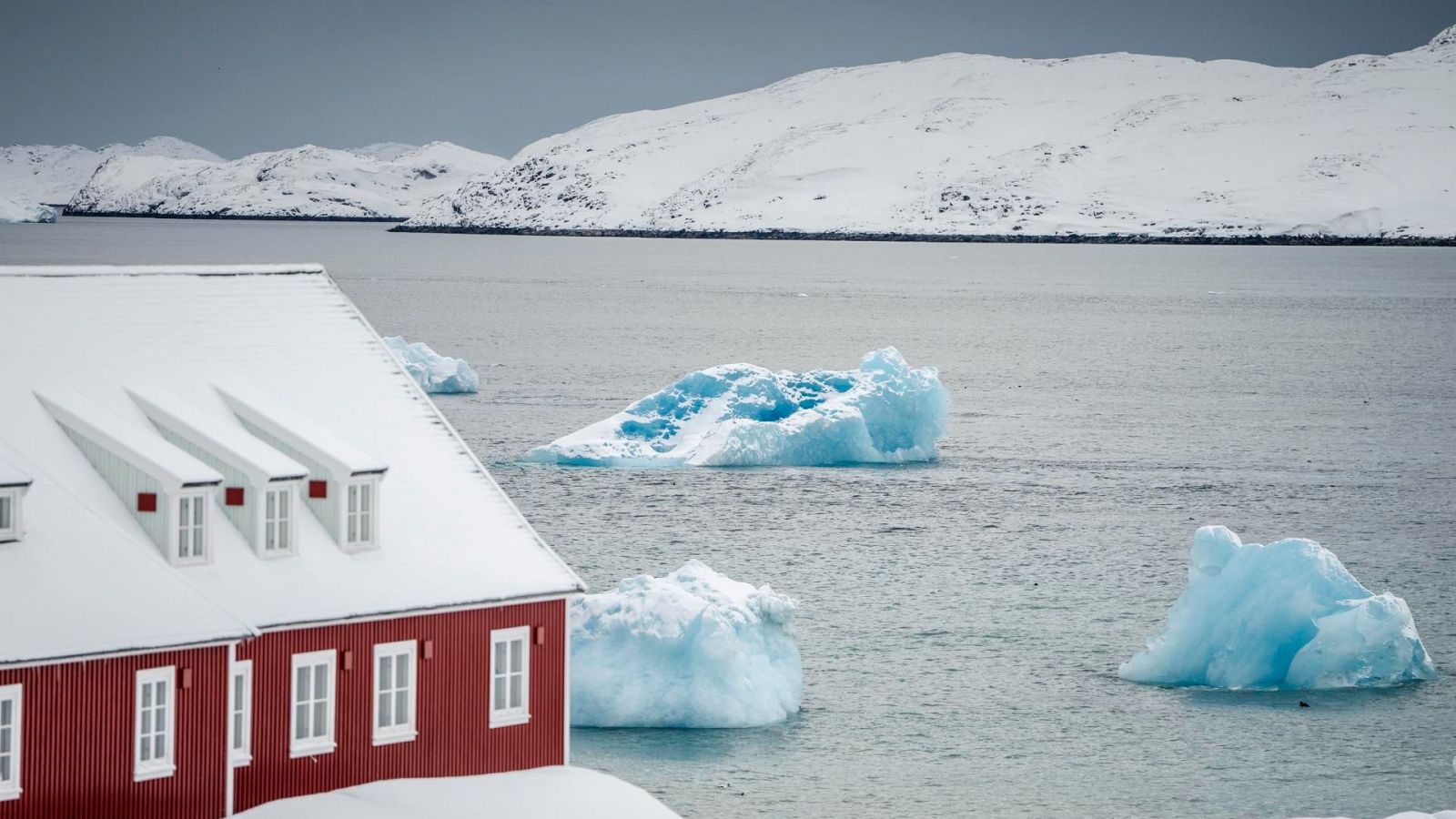 La UE y la OTAN estudian cómo responder a la ofensiva de Trump en el Ártico - Telediario 1 | Ver