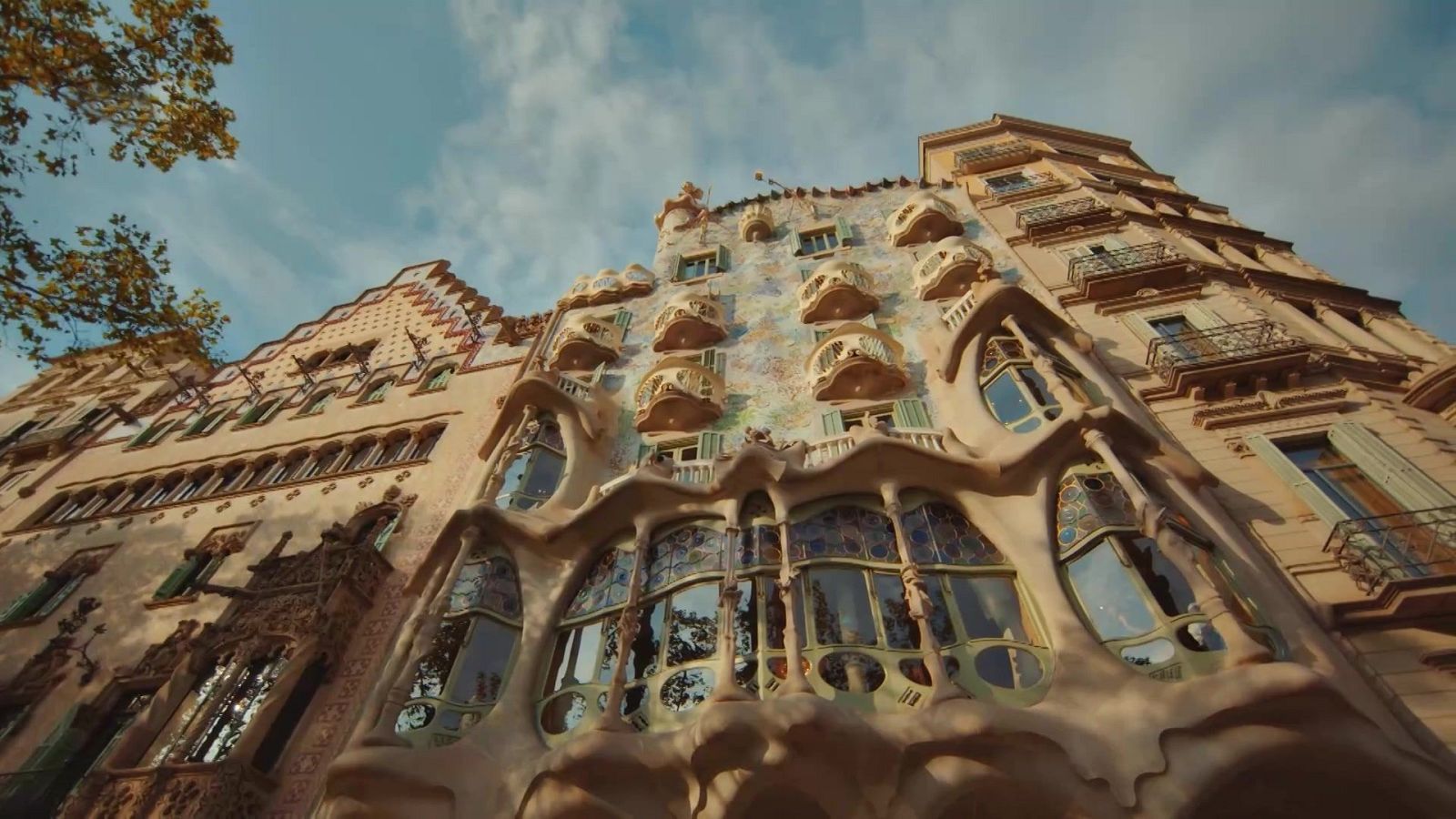 Eva Longoria, recorriendo España - Cataluña - Eva Longoria, recorriendo España | Ver