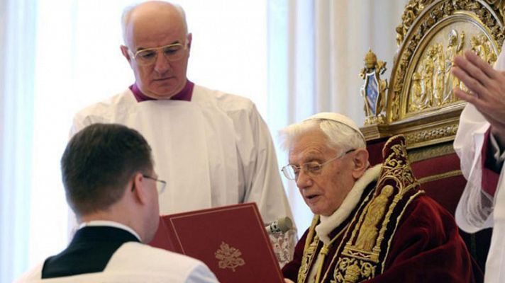 Reacción a la decisión del Papa