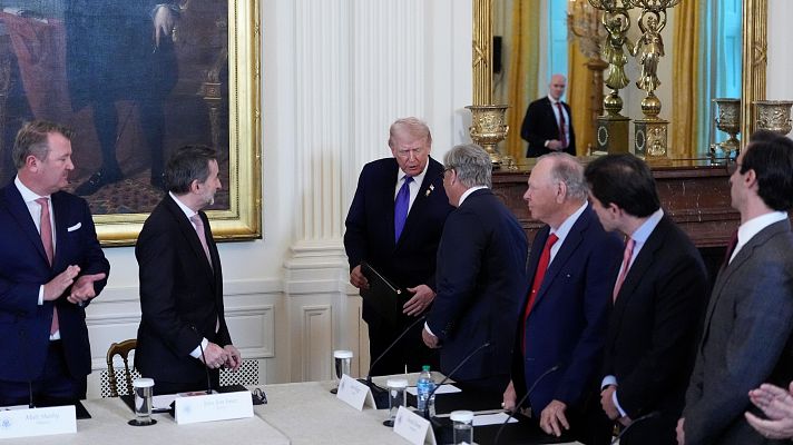 Telediario Fin de Semana - Trump se reúne con la industria petrolera para negociar por el crudo de Venezuela