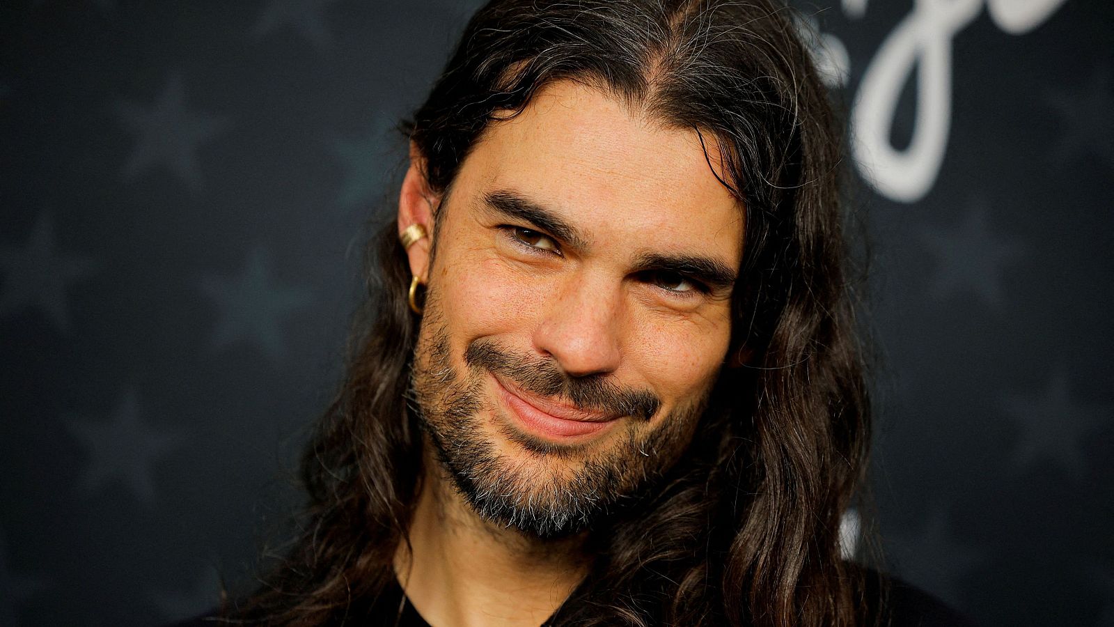 Entrevista a Oliver Laxe, director de Sirât | Ver