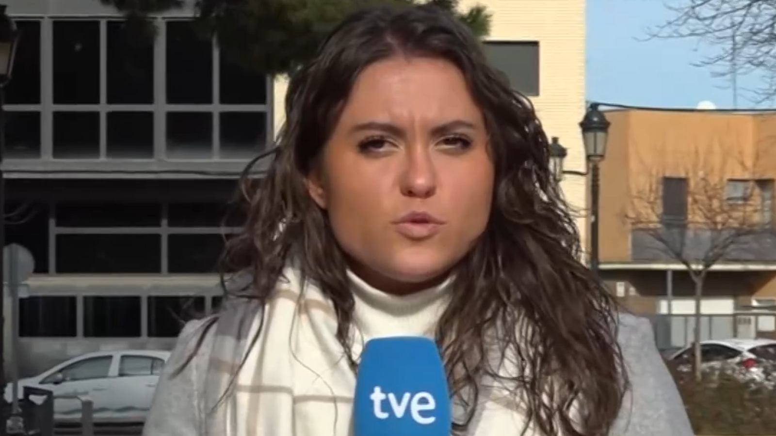 Las secuelas de Antonia, secuestrada por su familia durante meses - Directo al grano | Ver