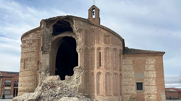 Noticias de Castilla y León - Se derrumba el ábside de la iglesia de Muriel de Zapardiel, en Valladolid