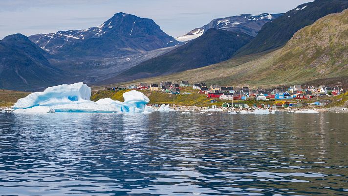 Informativo 24h - Robles no descarta que España participe en la misión militar europea en Groenlandia