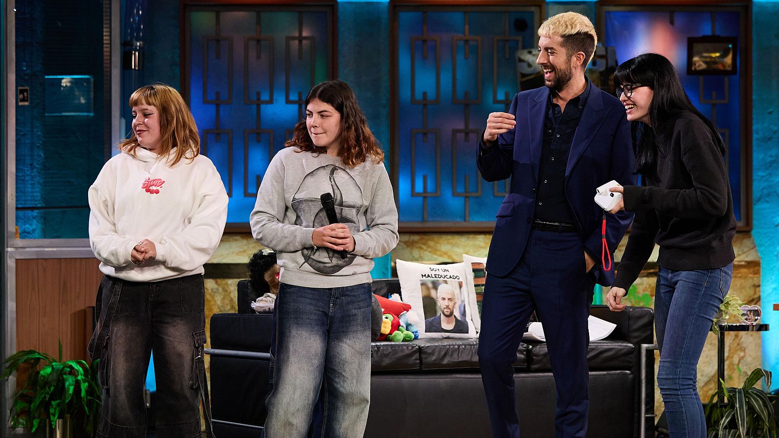 La Revuelta | Nuevos stickers del programa para whatsapp - La Revuelta | Ver