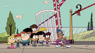 Candy crushed - Una casa de locos en inglés | Watch