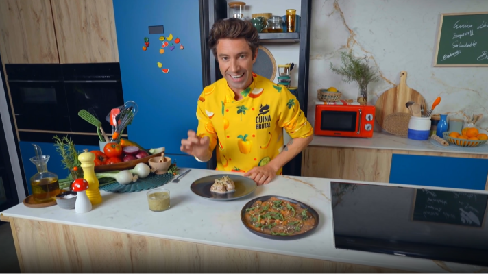 Cuina Brutal - Carpaccio de salmó, filet al pebre i sorbet de raïm