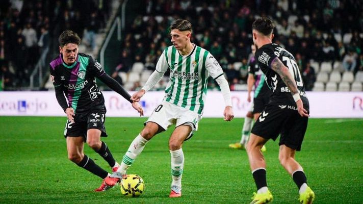 Resúmenes de LaLiga - Córdoba - Málaga: resumen del partido de la 22ª jornada de Liga | Segunda