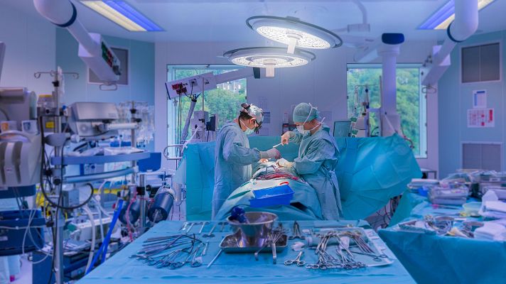 Telediario 2 - Investigan otras dos posibles agresiones sexuales de un cirujano de Murcia