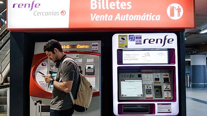 Telediario 2 - Arranca el abono único de transportes: cómo comprarlo y qué requisitos se necesitan para conseguirlo