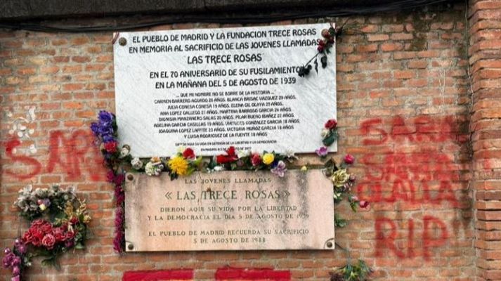 Telediario Fin de Semana - Sánchez condena la vandalización a la tumba de Las Trece Rosas y las amenazas a Sarah Santaolalla