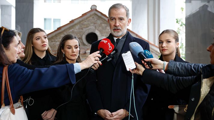 Informativo 24h - Los reyes trasladan su "consternación" por el accidente de Adamuz: "Entendemos la desesperación"