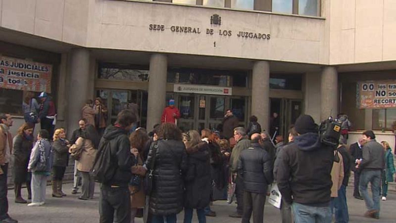 Otra madre ratifica ante el juez la denuncia por la desaparición de su bebé en 1980