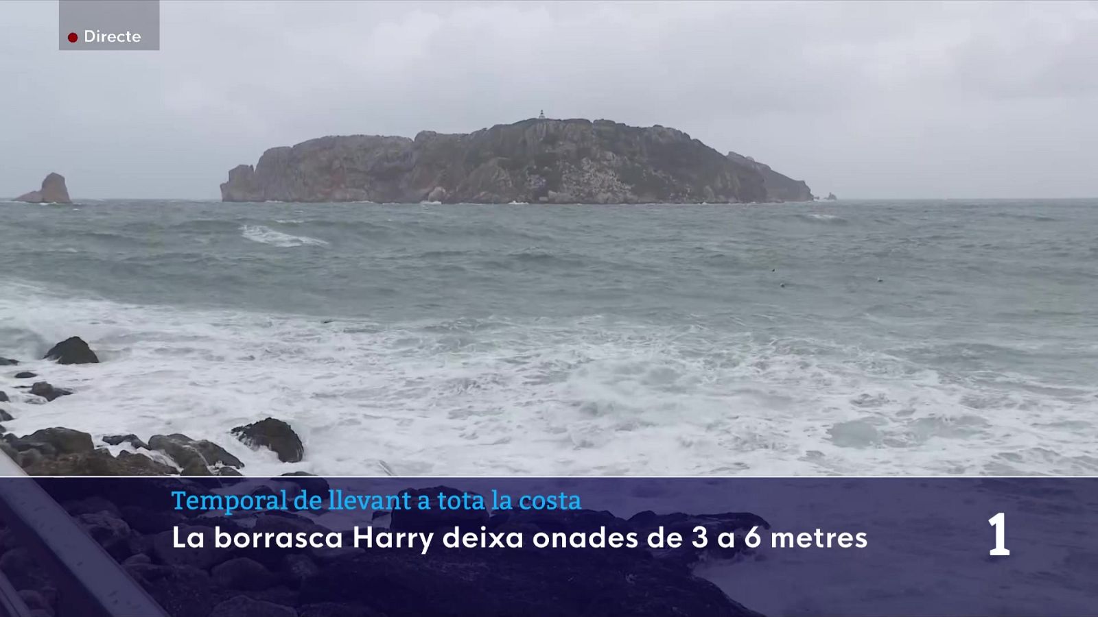 Temporal de llevant a tota la costa: la borrasca 'Harry' deixa onades de fins a 6 metres