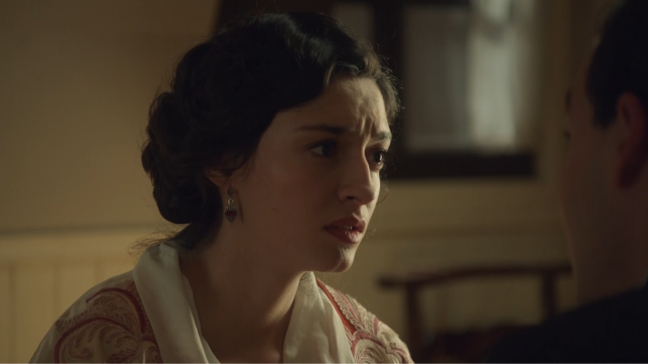 La promesa - La Promesa: Ángela paga su frustración con Curro