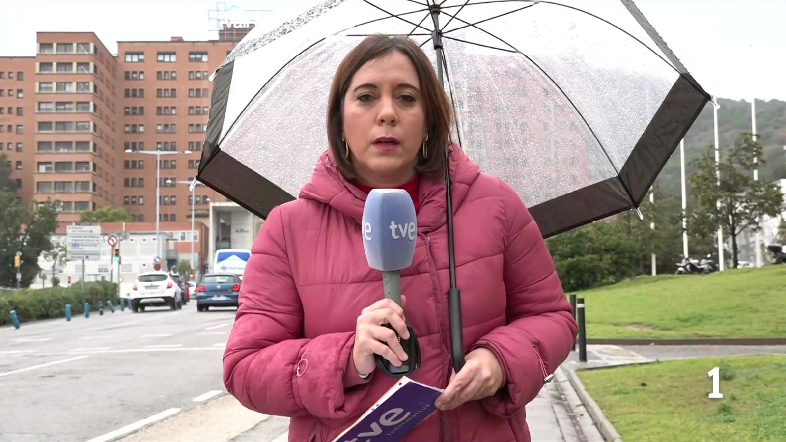 Illa continua ingressat a l’UCI mentre els metges busquen l’origen de la pèrdua de mobilitat