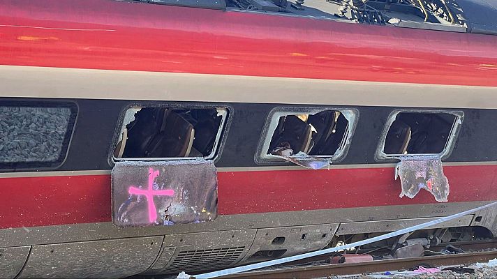 Telediario 1 - Una familia, dos periodistas, opositores y el maquinista del tren entre los fallecidos en Adamuz