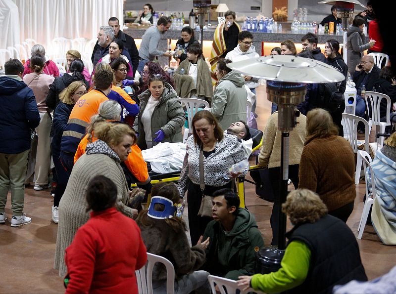Farmacéuticos de Adamuz llevaron material sanitario al hospital de campaña - La hora de La 1 | Ver