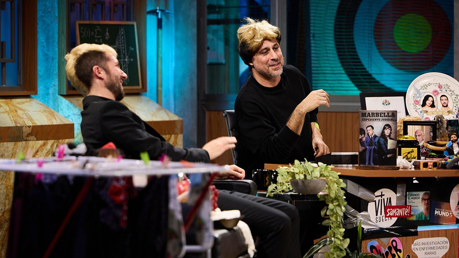 La Revuelta | ¿Qué pensaría el Hugo Silva de 18 años del actual? - La Revuelta | Ver