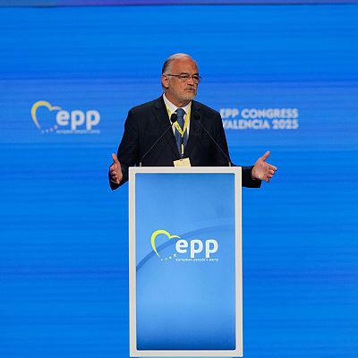 \"El mundo ha cambiado pero hay que adaptarse y la UE está tardando\" - Las mañanas de RNE | Ver