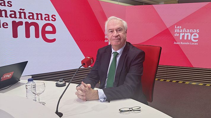 \"No creo que tenga sentido hoy en día un referéndum sobre la monarquía\" - Las mañanas de RNE | Ver