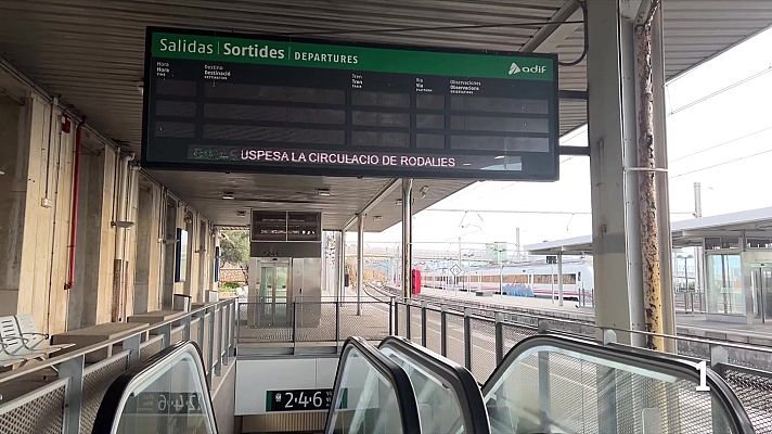 L'Informatiu - Els maquinistes de Rodalies es neguen a circular
