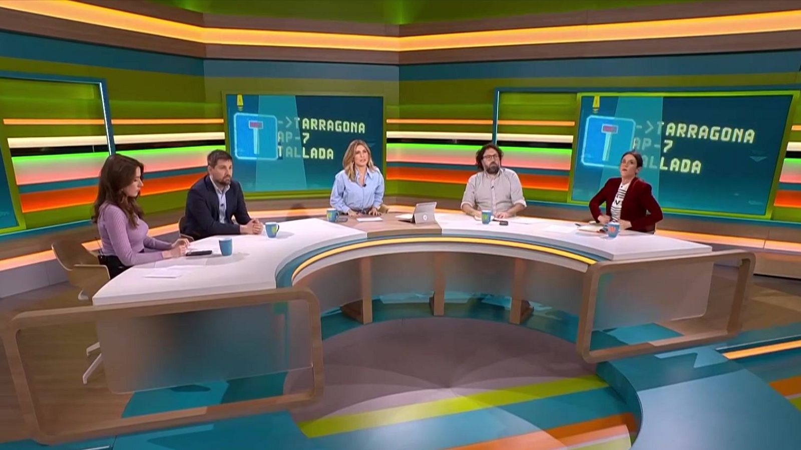 Caos a Rodalies, tall a l'AP-7 i La Cheloteca - L'Altaveu - L'altaveu | Veure