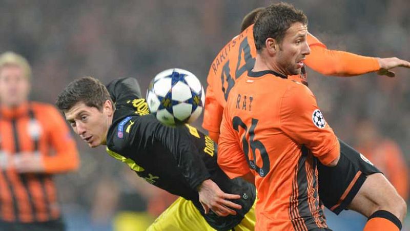 El Shakhtar Donetsk y el Borussia Dortmund han empatado a dos goles en su partida de ida de octavos de final de la Liga de Campeones, con lo que la eliminatoria queda en ligera ventaja para el campeón alemán por el valor doble de los goles como visit
