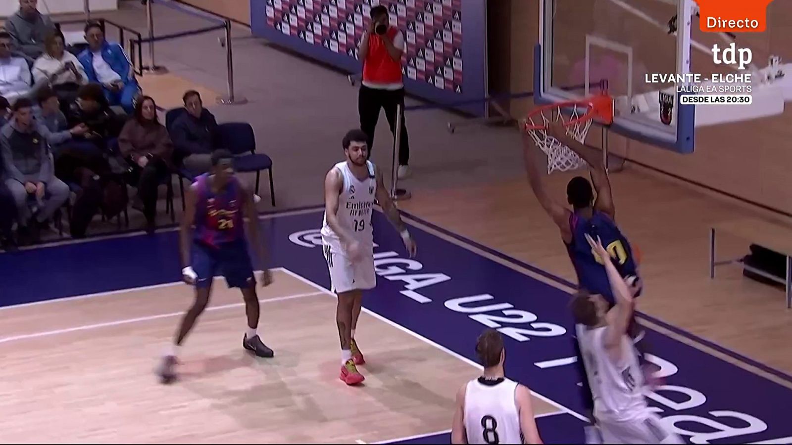 Baloncesto | Matazo de Dabone en la victoria del Barcelona - Baloncesto en RTVE | Ver