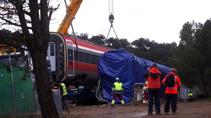Telediario Fin de Semana - La investigación sobre el accidente de Adamuz apunta a un posible defecto de fabricación del rail