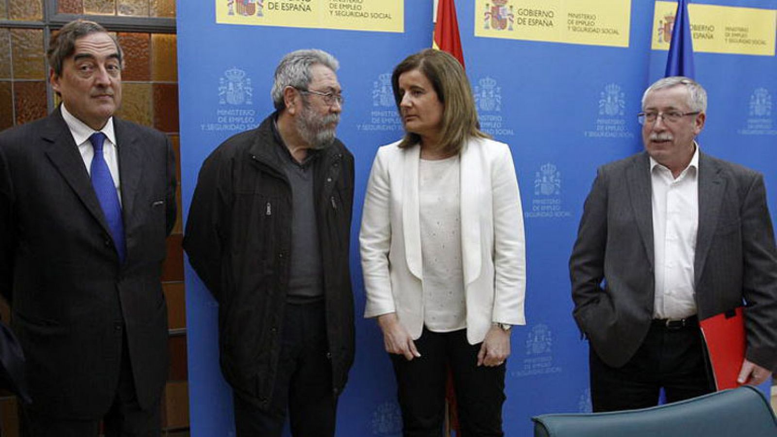 El Gobierno destinará 3.500 millones para el empleo joven - Informativo 24h | Ver