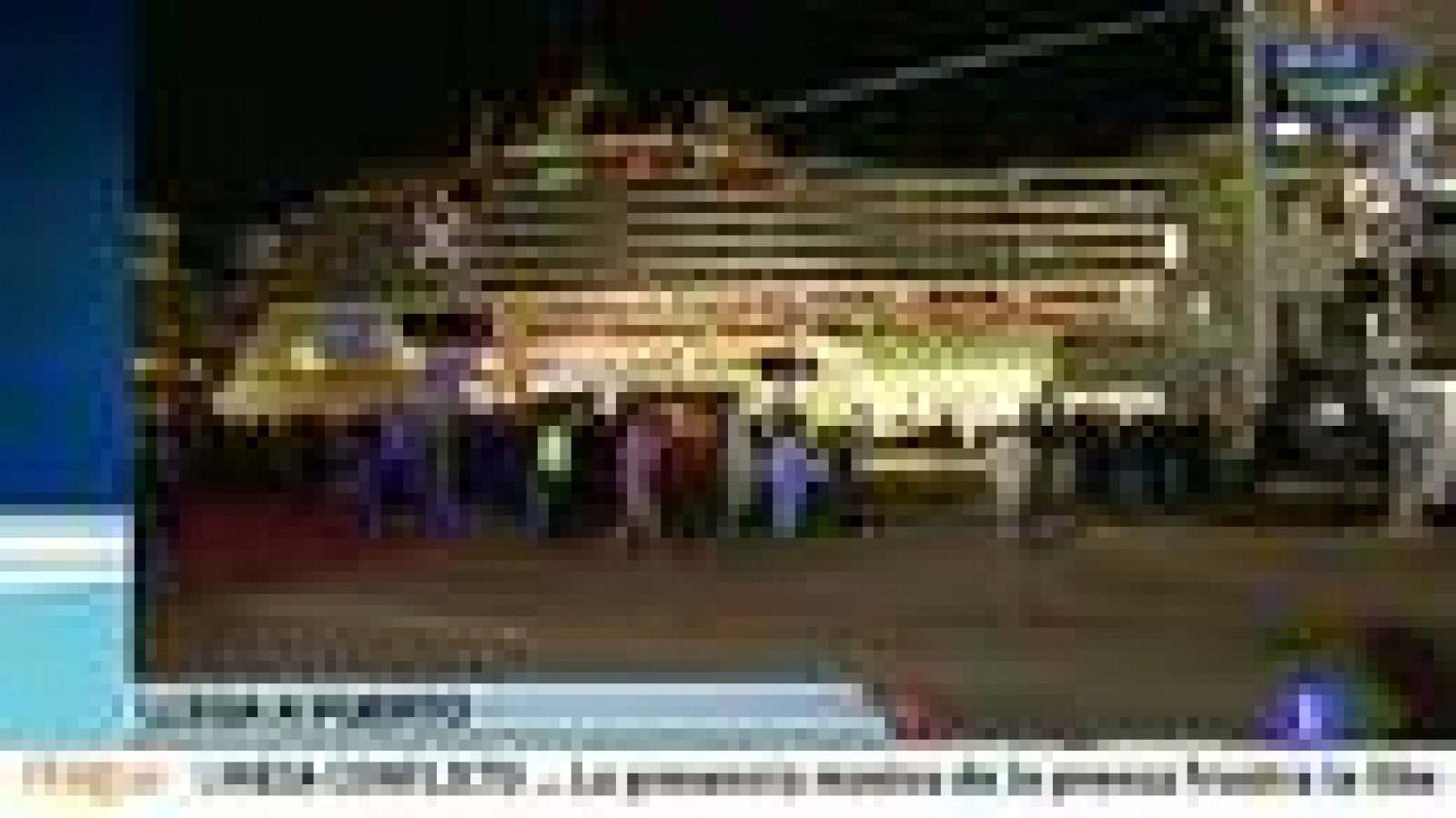 Llega a puerto el crucero 'Triumph' tras 5 días a la deriva | Ver