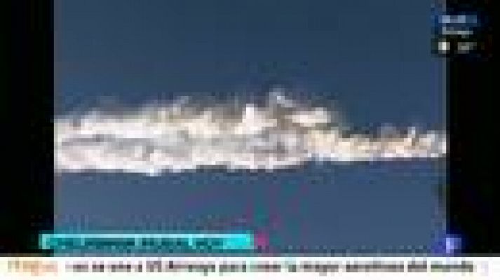 Telediario 1 - Cae meteorito en los Urales