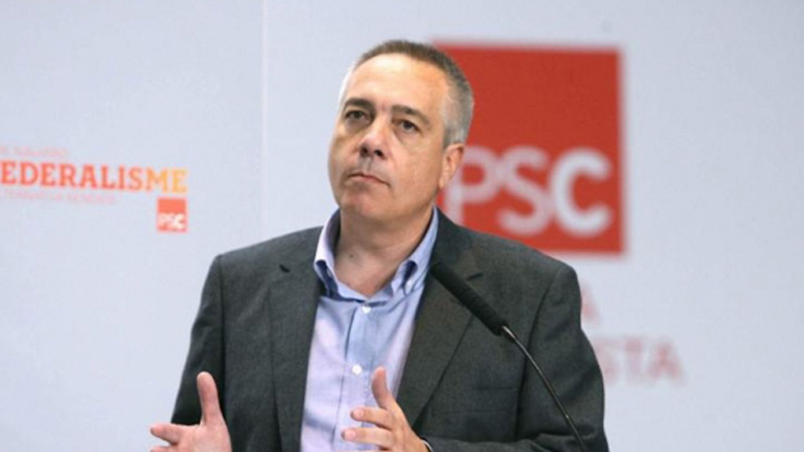 Pere Navarro (PSC) dice que si hay dirigentes que espían deben abandonar la política "inmediatamente" - Los desayunos | Ver
