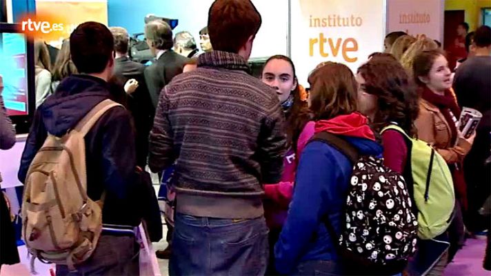 RTVE Instituto - El instituto RTVE enseña su oferta formativa en AULA